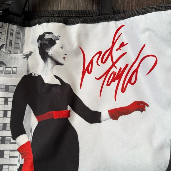 Elegant Black and Red Graphic Large Tote Bag - Picture 2 of 9